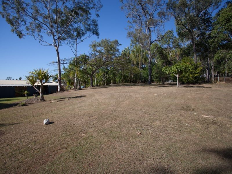 235 Cliftonville Road, Sarina QLD 4737