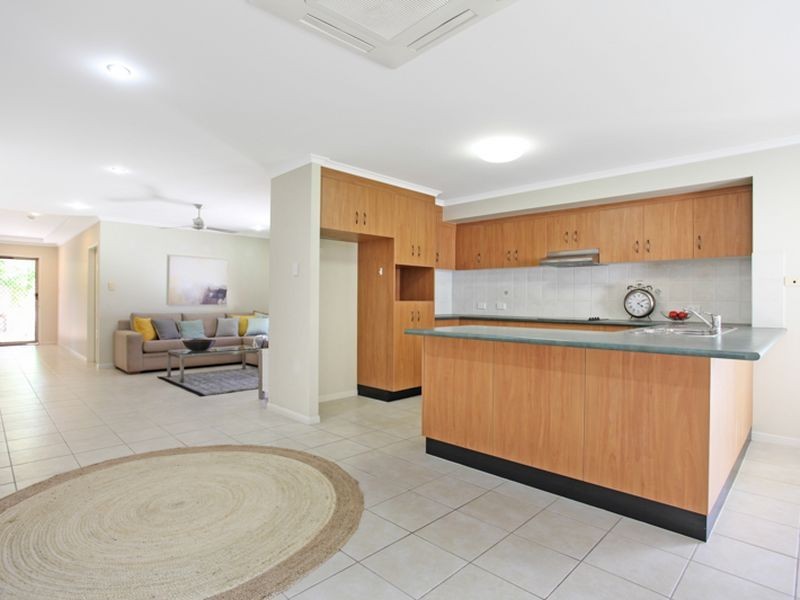 38 Sharp Street, Rural View QLD 4740
