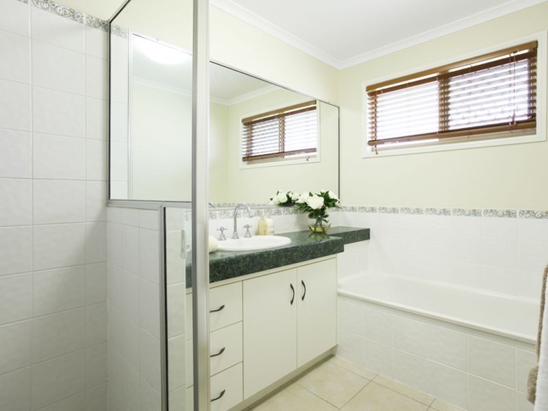 38 Sharp Street, Rural View QLD 4740