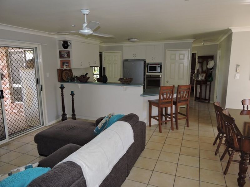 15 Admiralty Way, Bucasia QLD 4750