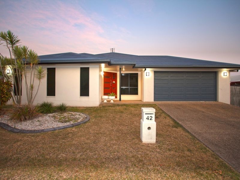 42 Cinnamon Drive, Glenella QLD 4740