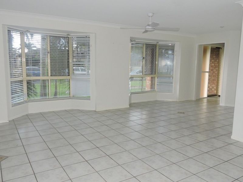 8 Spinnaker Way, Bucasia QLD 4750