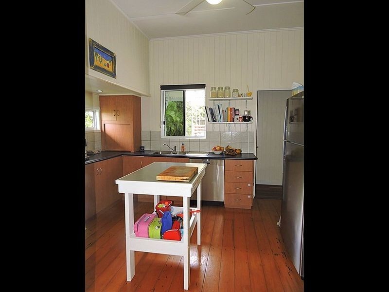 23 Mowlam Street, Eimeo QLD 4740