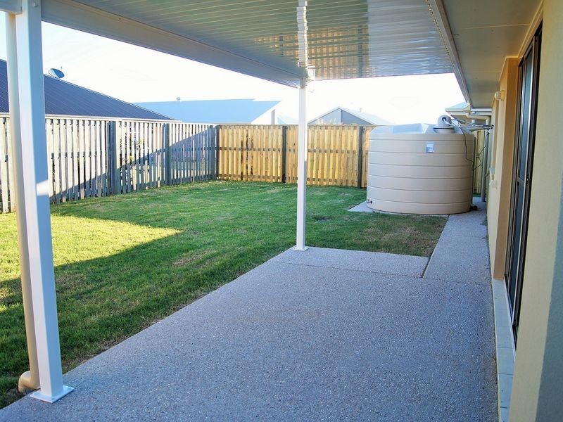 17 Trinity Parade, Blacks Beach QLD 4740