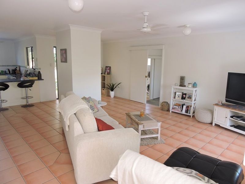 16 Seychelles Road, Shoal Point QLD 4750