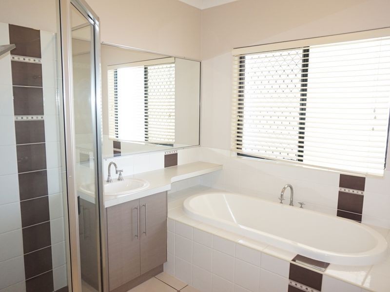 29 Wilcox Street, Eimeo QLD 4740