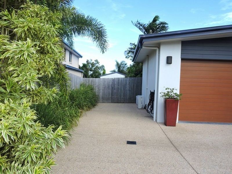 19 Manning Street, Rural View QLD 4740