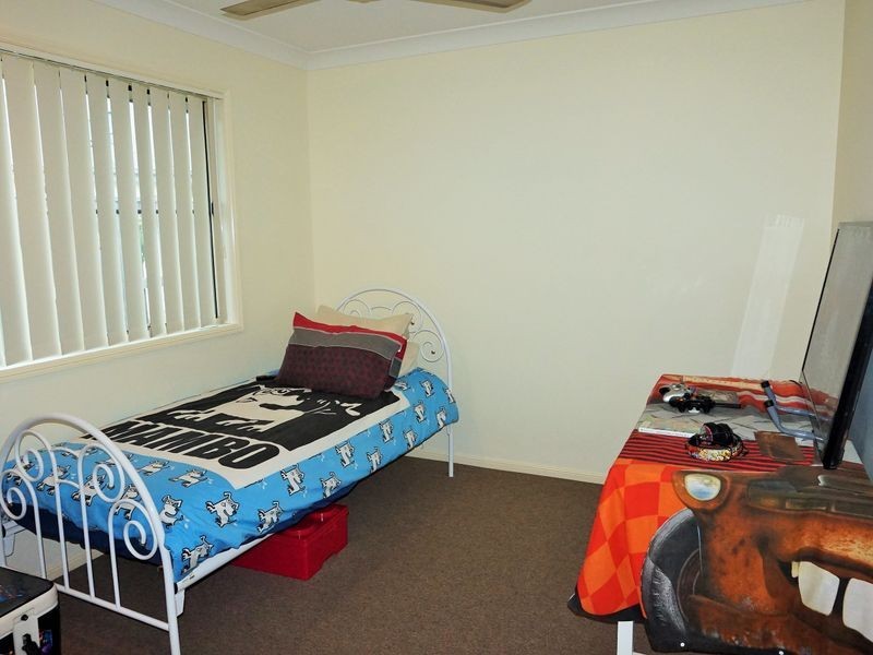 10 Newport Parade, Blacks Beach QLD 4740
