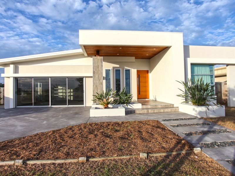 3 Boardrider Boulevard, Shoal Point QLD 4750