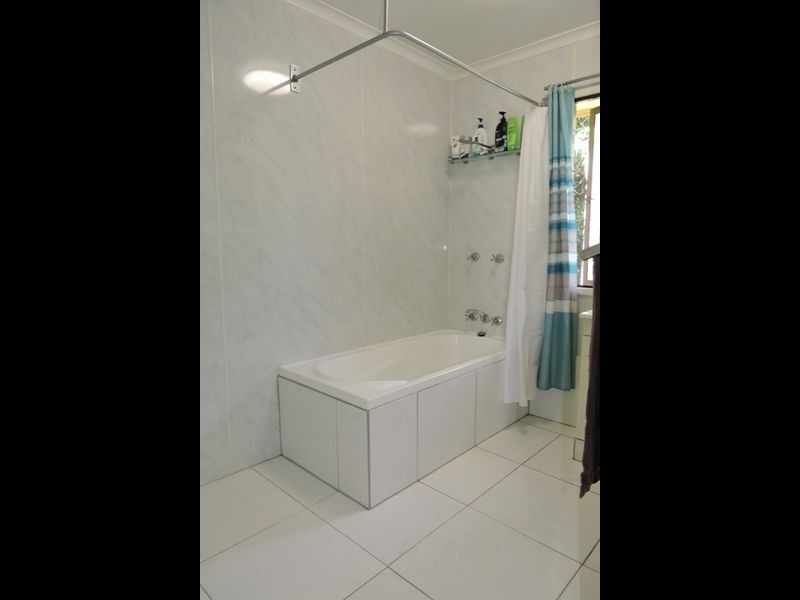 10 Herald Court, Andergrove QLD 4740