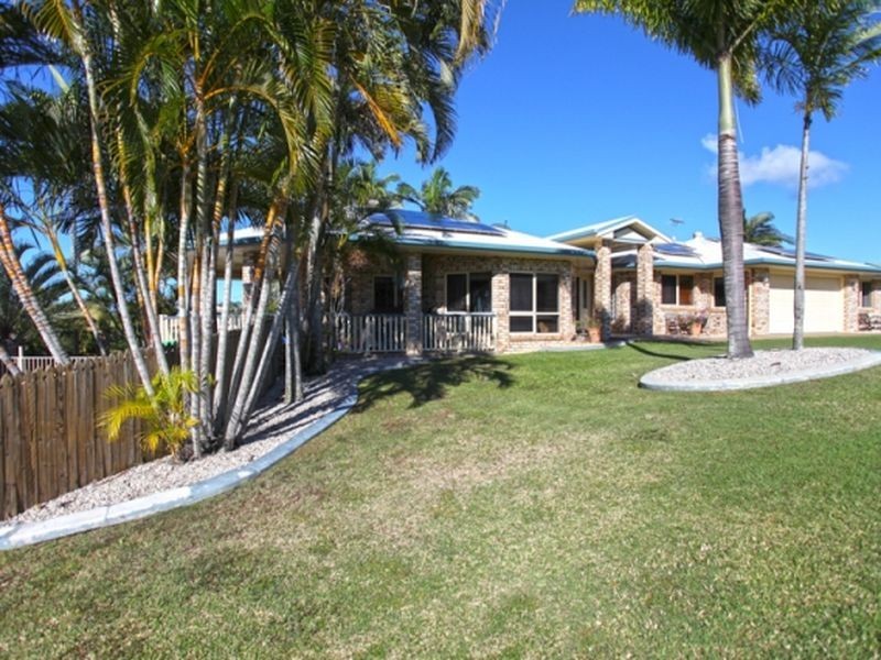 1 Denham Crescent, Rural View QLD 4740
