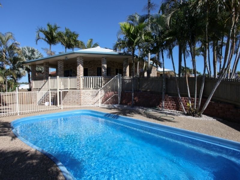 1 Denham Crescent, Rural View QLD 4740