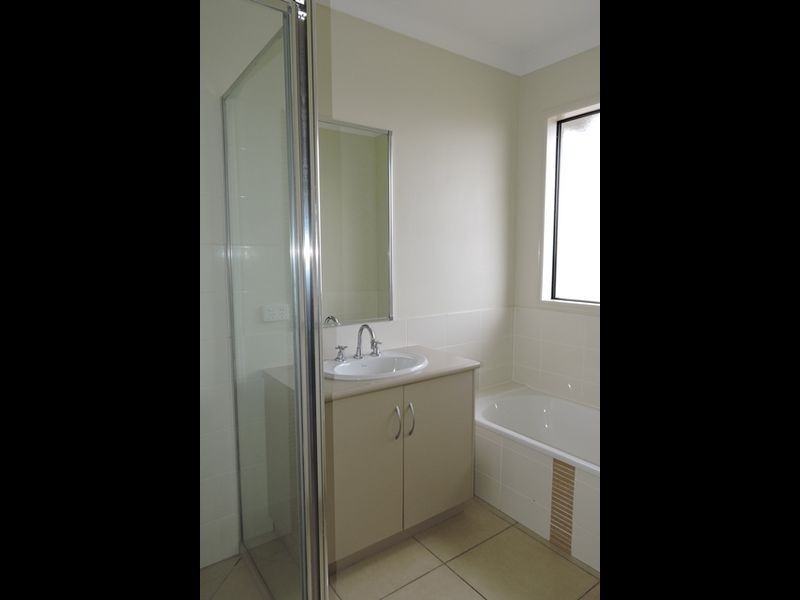 11 Turnbuckle Street, Shoal Point QLD 4750