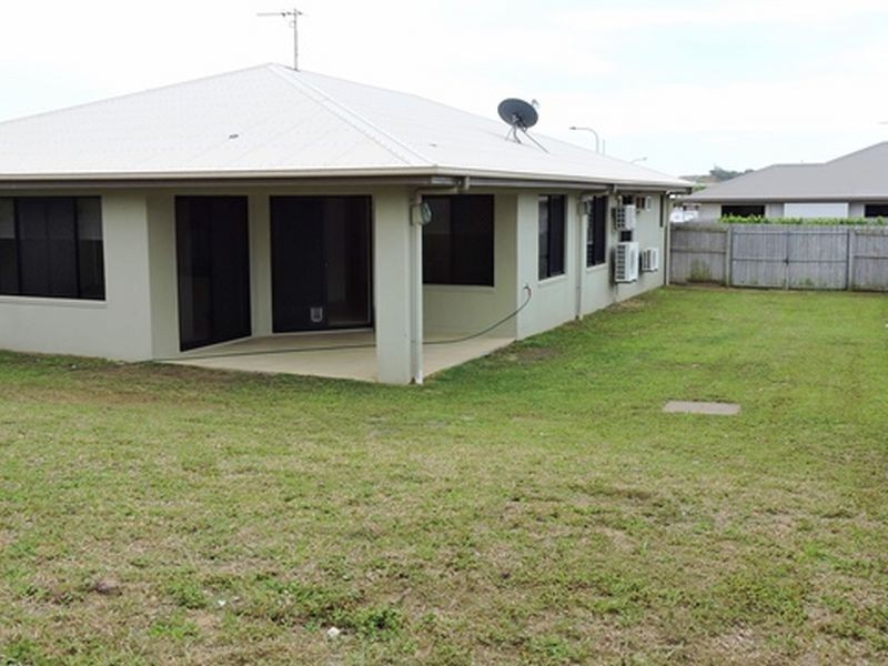 11 Turnbuckle Street, Shoal Point QLD 4750
