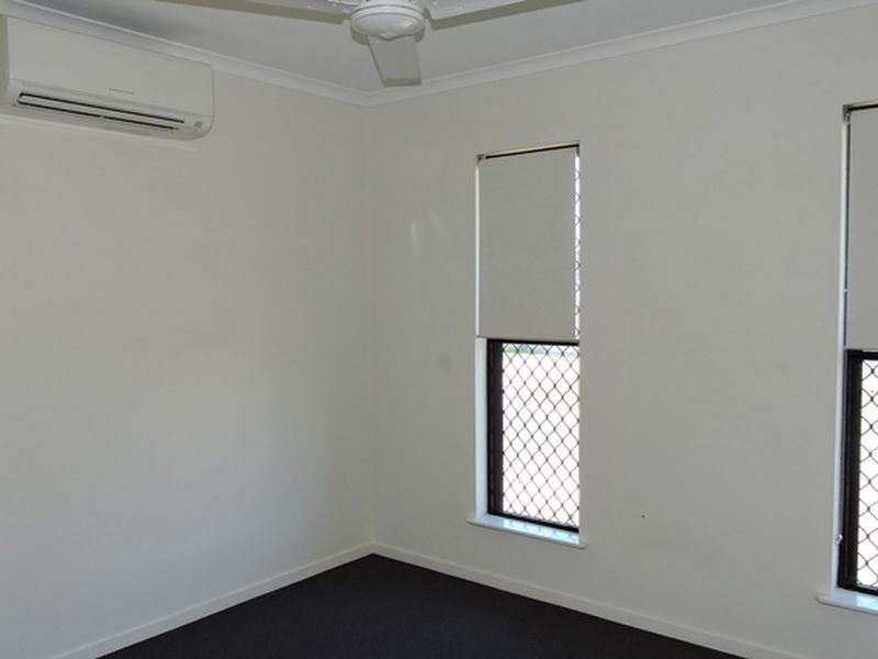 15 Hangan Street, Bucasia QLD 4750