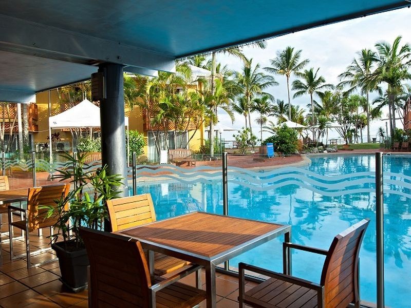 Unit 122 / Beach Road, Dolphin Heads QLD 4740