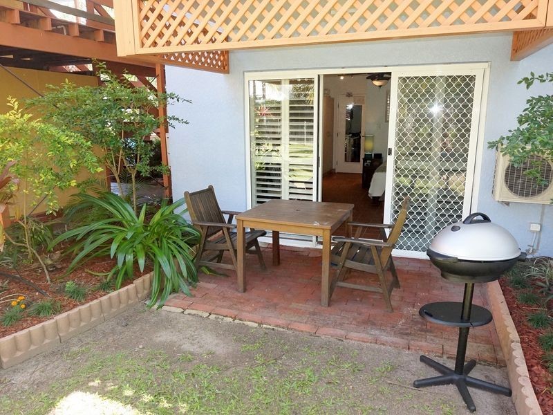 Unit 122 / Beach Road, Dolphin Heads QLD 4740