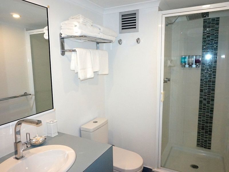Unit 122 / Beach Road, Dolphin Heads QLD 4740