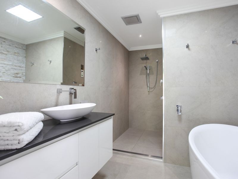 52 Pacific Esplanade, Slade Point QLD 4740