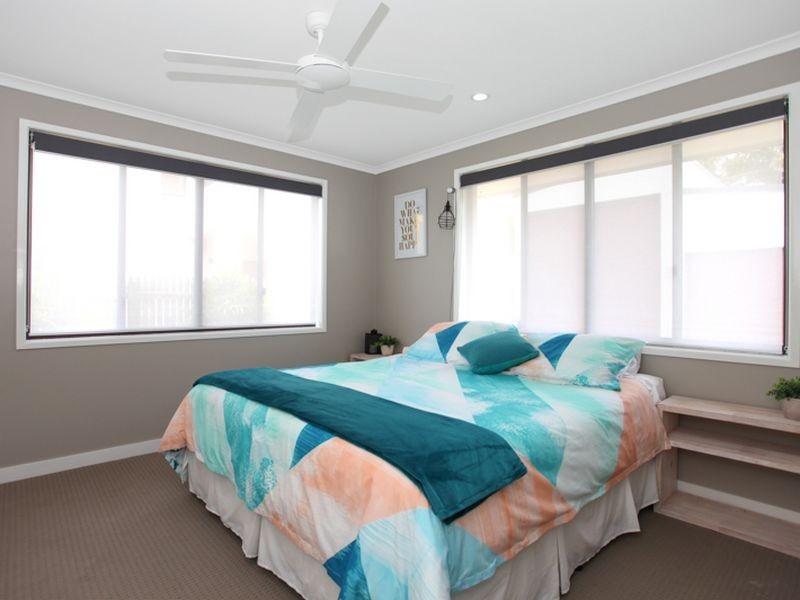 52 Pacific Esplanade, Slade Point QLD 4740