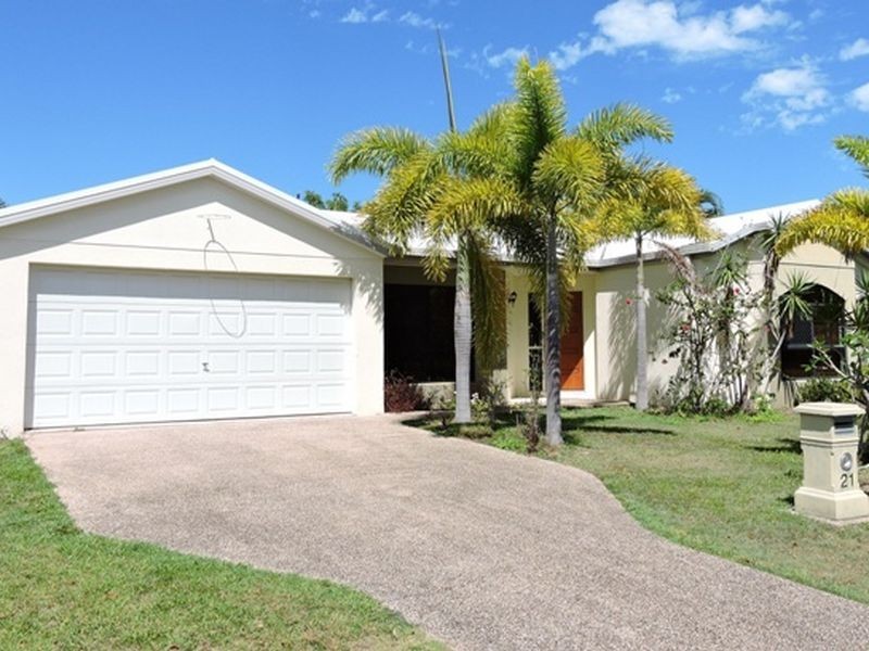 21 Michelle Crescent, Bucasia QLD 4750