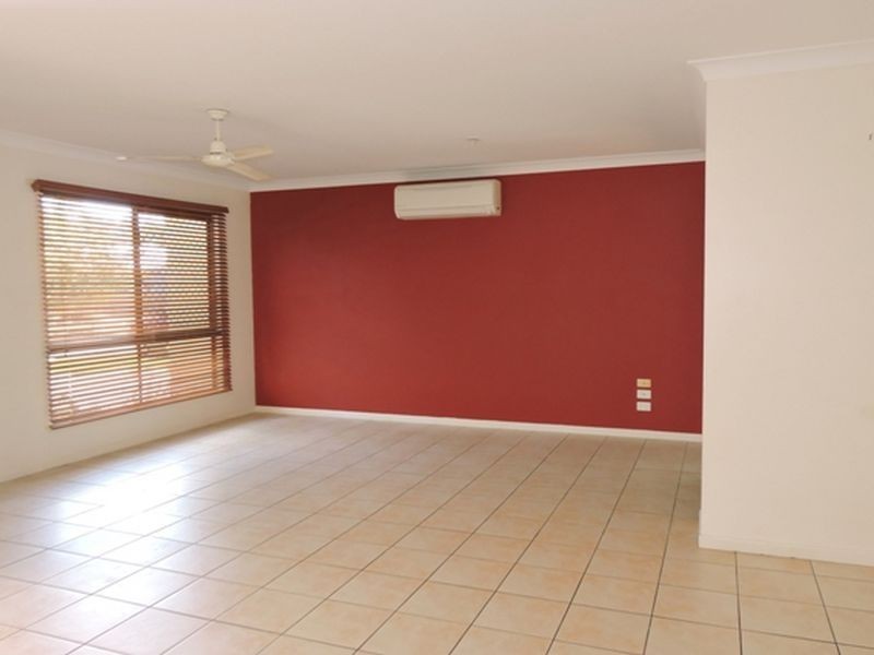 21 Michelle Crescent, Bucasia QLD 4750