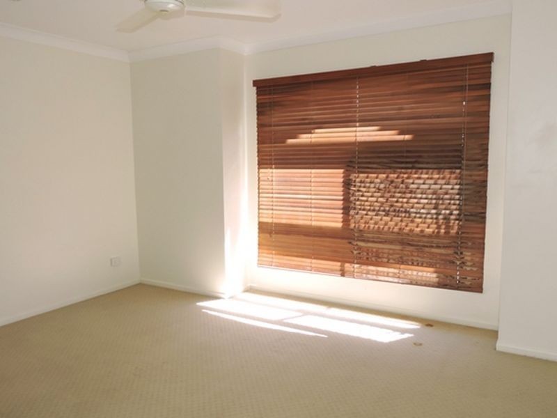 21 Michelle Crescent, Bucasia QLD 4750