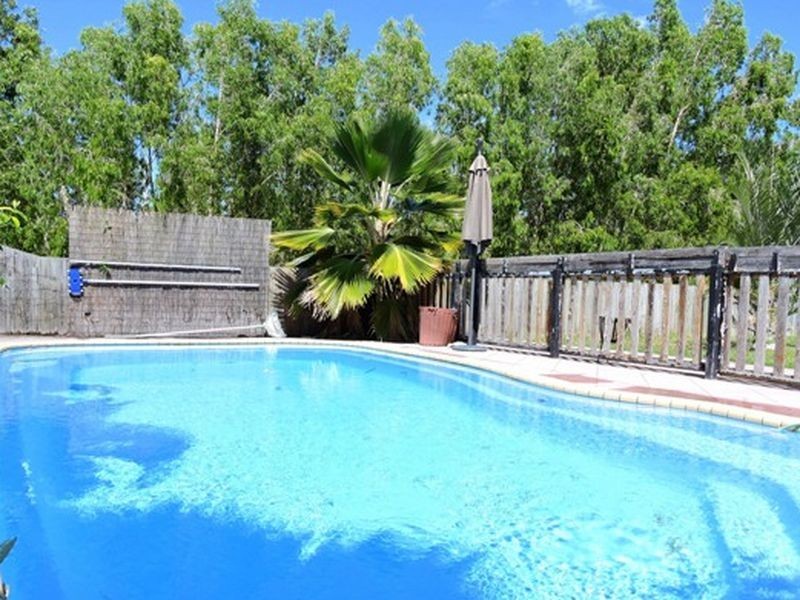 21 Michelle Crescent, Bucasia QLD 4750