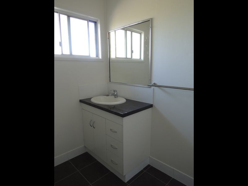 6 Keim Street, Rural View QLD 4740