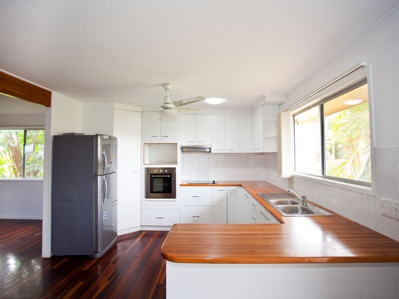 8 Gans Court, Eimeo QLD 4740