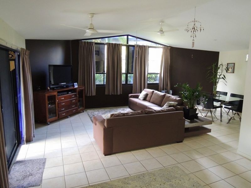 76 Slater Avenue, Blacks Beach QLD 4740