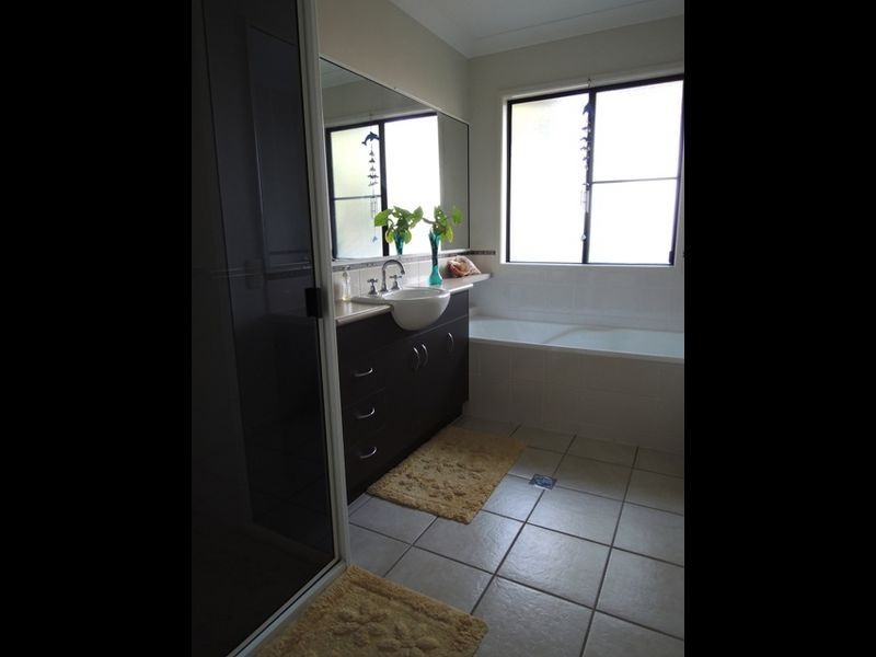 76 Slater Avenue, Blacks Beach QLD 4740