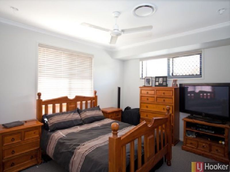 15 Kinghorn Court, Eimeo QLD 4740