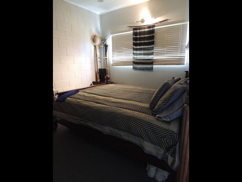 7 8 & 9/64 Waverley Street, Bucasia QLD 4750