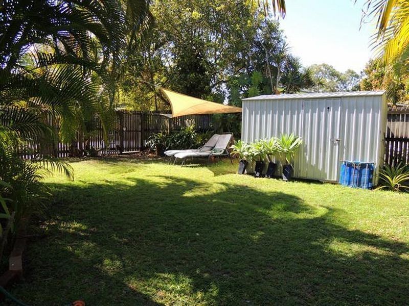 7 8 & 9/64 Waverley Street, Bucasia QLD 4750
