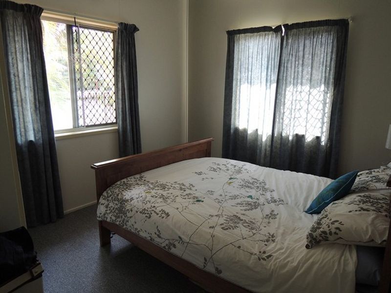 7 8 & 9/64 Waverley Street, Bucasia QLD 4750