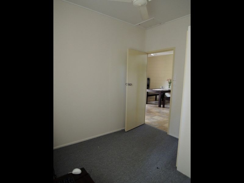 7 8 & 9/64 Waverley Street, Bucasia QLD 4750