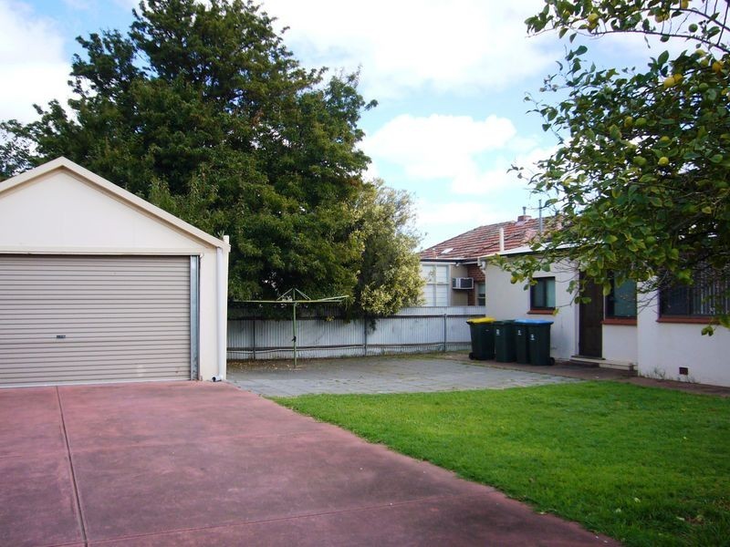 11 Lorraine Avenue, Manningham SA 5086
