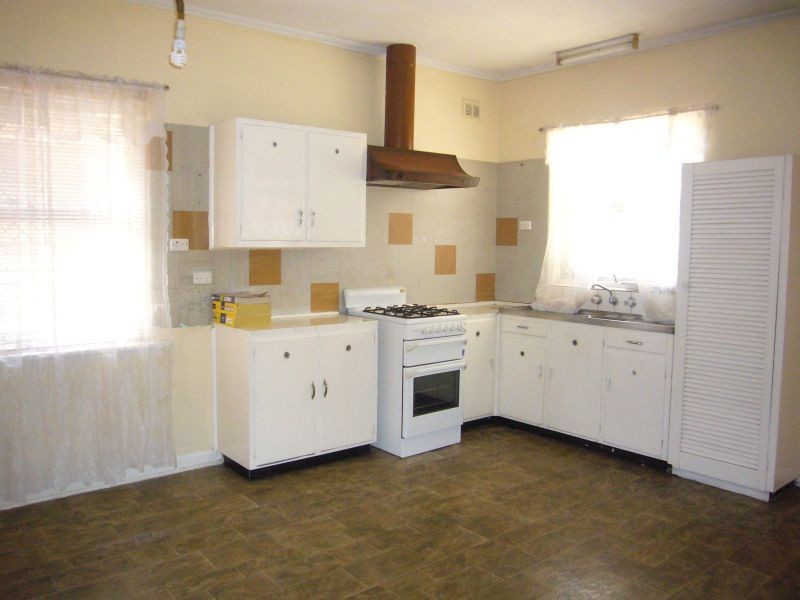 10 Hawkesbury Avenue, Kilburn SA 5084