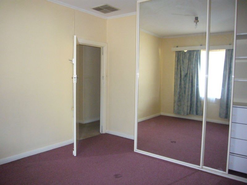 10 Hawkesbury Avenue, Kilburn SA 5084