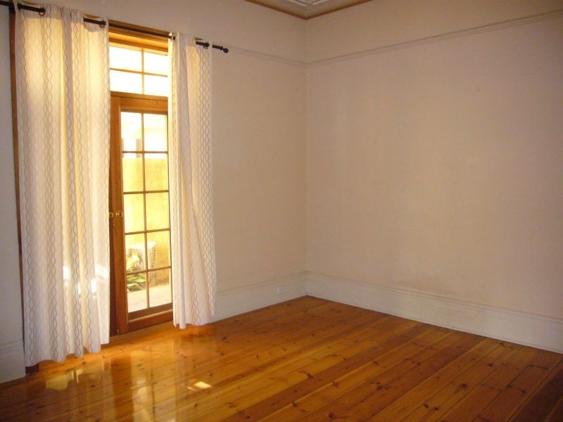 19 Flora Terrace, Prospect SA 5082