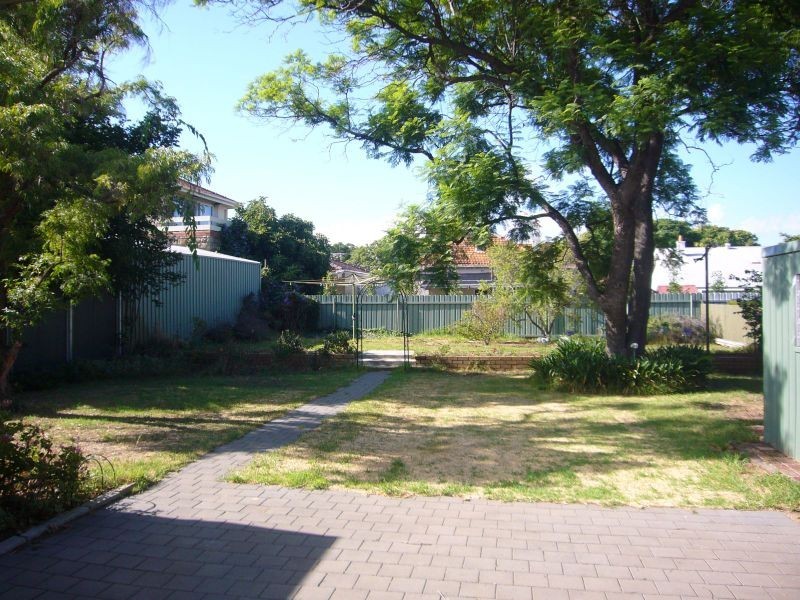 19 Flora Terrace, Prospect SA 5082