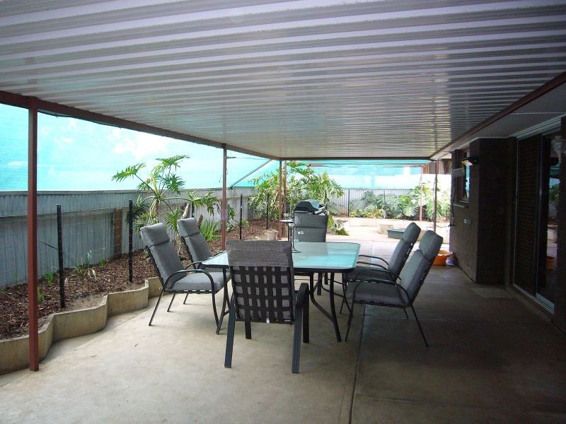 10 Woolaston Road, Salisbury Downs SA 5108