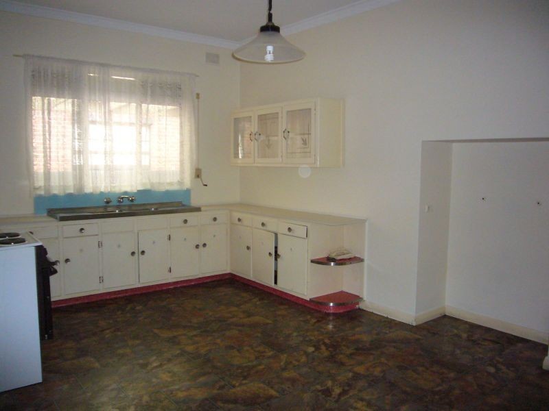 21 Packard Avenue, Croydon Park SA 5008