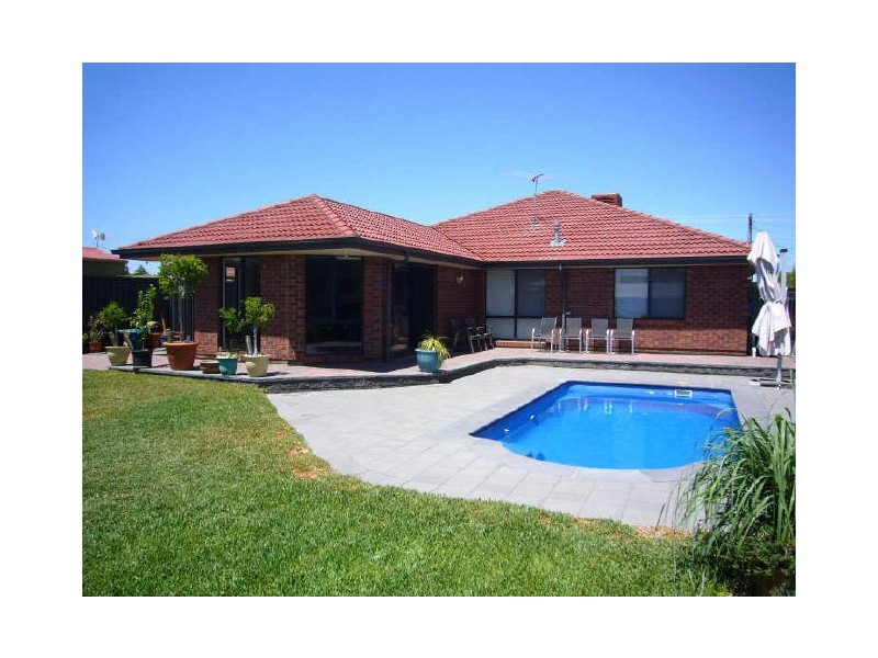 70 Collins Street, Clearview SA 5085