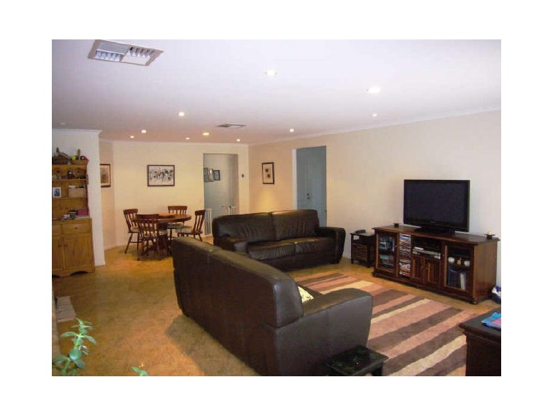 70 Collins Street, Clearview SA 5085