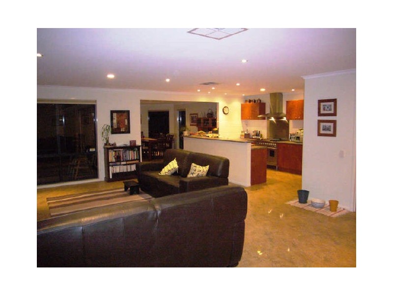 70 Collins Street, Clearview SA 5085