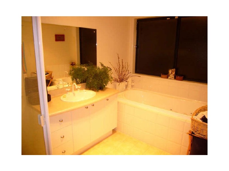 70 Collins Street, Clearview SA 5085