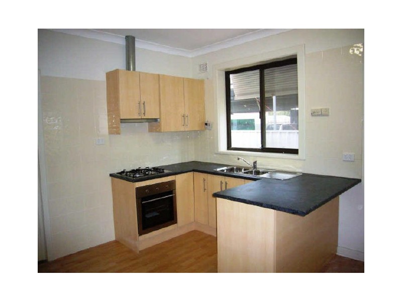 2 Stroud Street, Clearview SA 5085