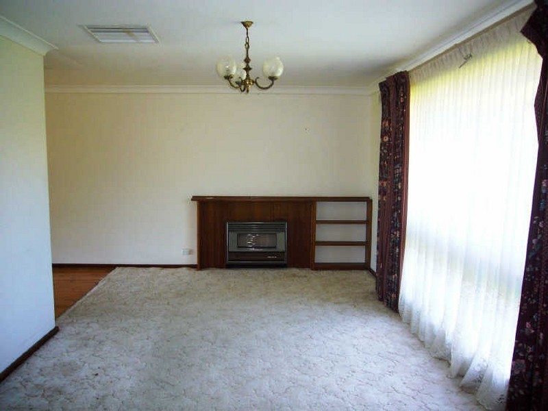 13 Lynlee Crescent, Huntfield Heights SA 5163